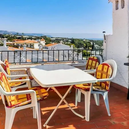 Capistrano Village B, 1 Bedroom + Free Wi-fi Apartment Nerja