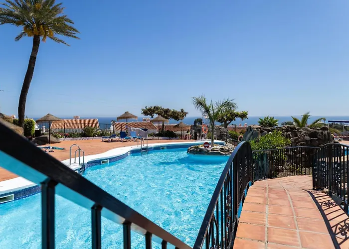 Capistrano Village B, 1 Bedroom + Free Wi-fi * נרחה