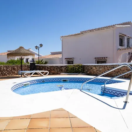 Capistrano Village B, 1 Bedroom + Free Wi-fi