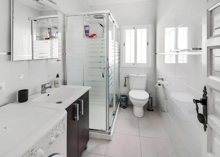 Capistrano Village B, 1 Bedroom + Free Wi-fi *